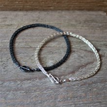 Afbeelding in Gallery-weergave laden, Zilveren geweven armband uit de Dragonstail collectie handgemaakt door Goudsmederij Goedbloed

